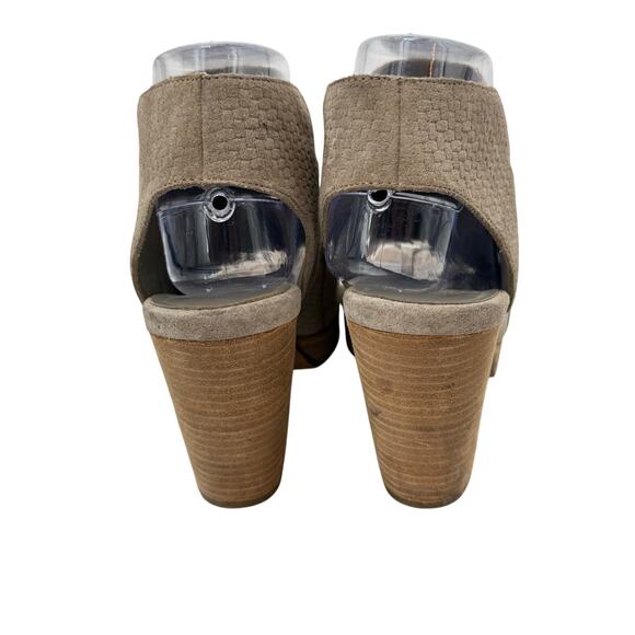 Eileen Fisher Taupe Peep Toe Wedge Sandals Size 8 Textured Suede Vero Cuoio Heel - Picture 3 of 7